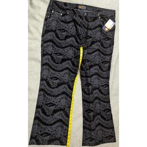 Women's Route 66 Low Rise Bootcut Embellished Jeans Size 24W